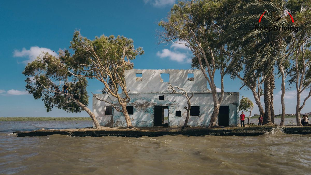 Identifying Flood Risks on the Road